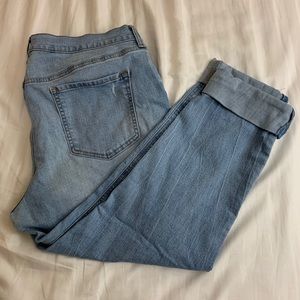 OLDNAVY CROPPED BOYFRIEND JEANS